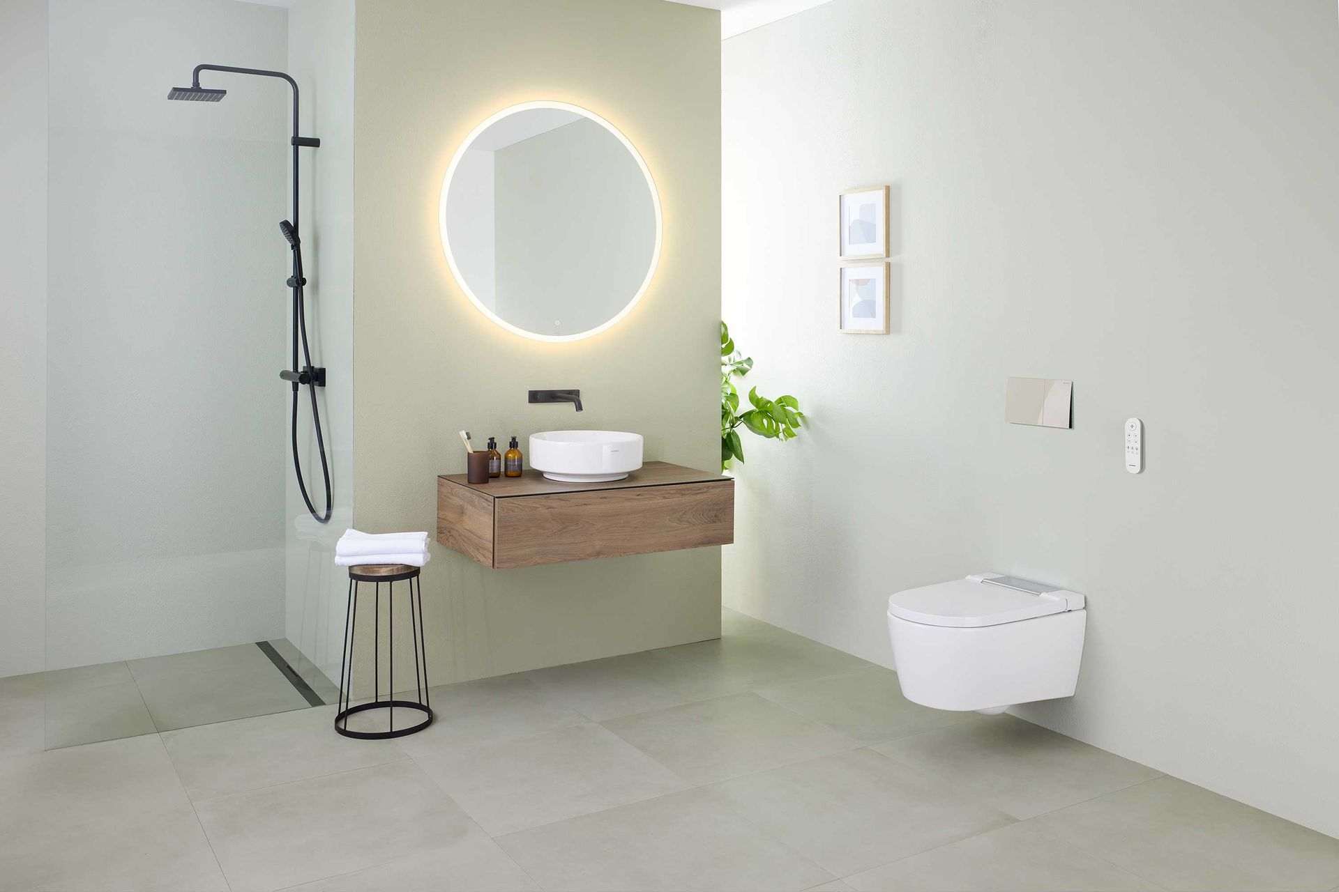 Geberit wc wandmodel groene muur