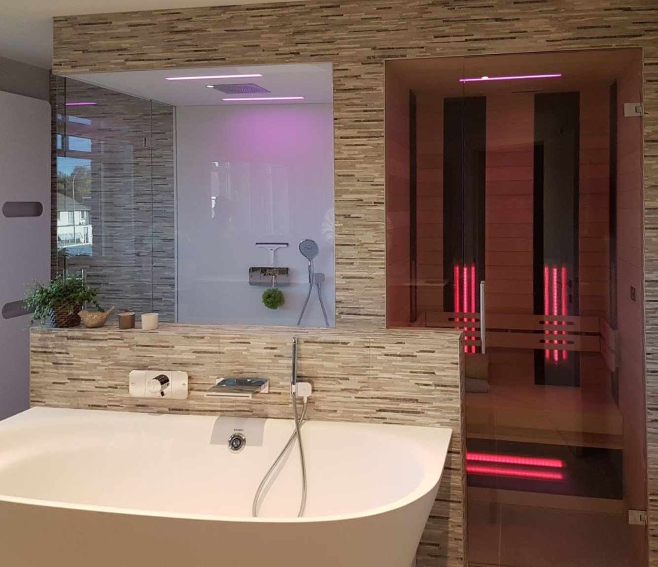 Artissan Wellness badkamer met infrarood cabine