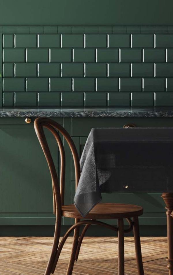 renovatie badkamer en keuken,Trend Green Velvet keuken groene fronten , houeten vloer