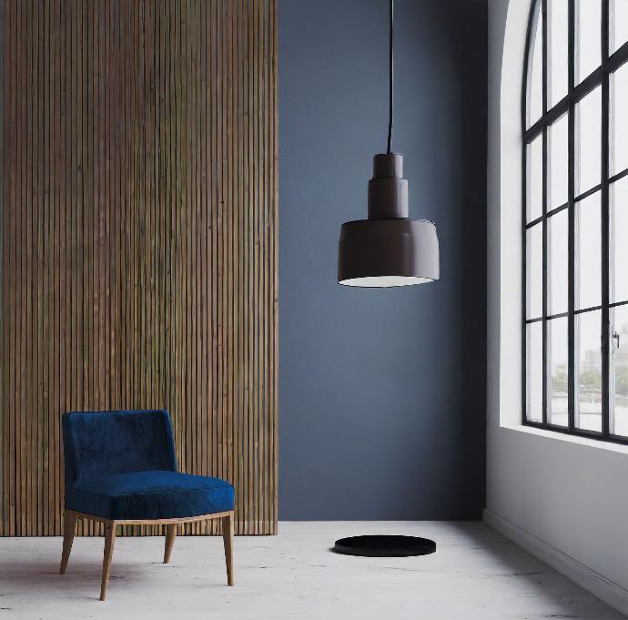 trend blue Sky blauwe zetel blauw en hout in interieur